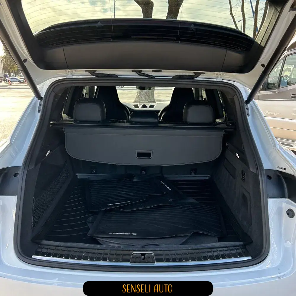 2022 Porsche Cayenne Turbo