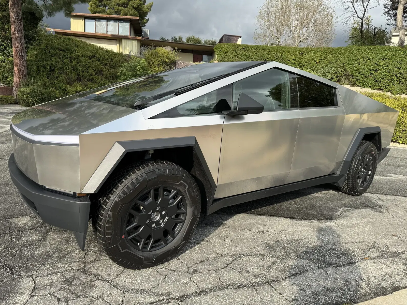 2024 Tesla Cybertruck AWD Foundation Series