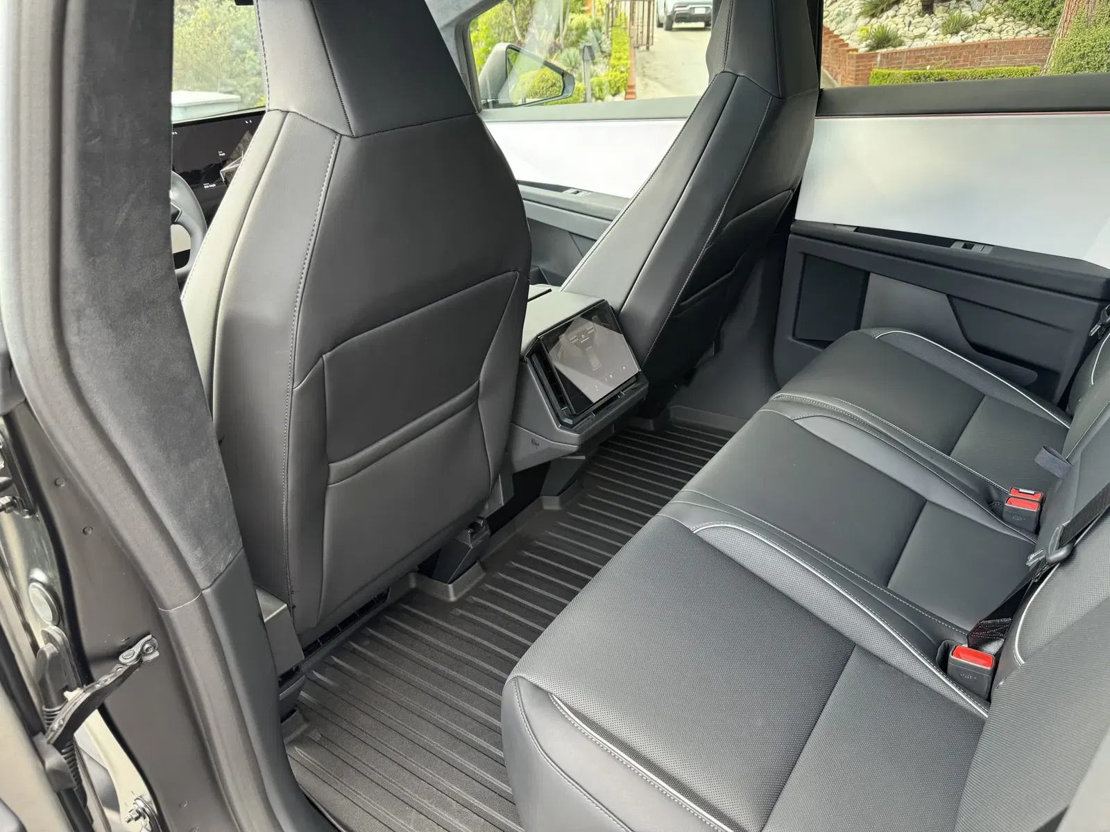 2024 Tesla Cybertruck AWD Foundation Series