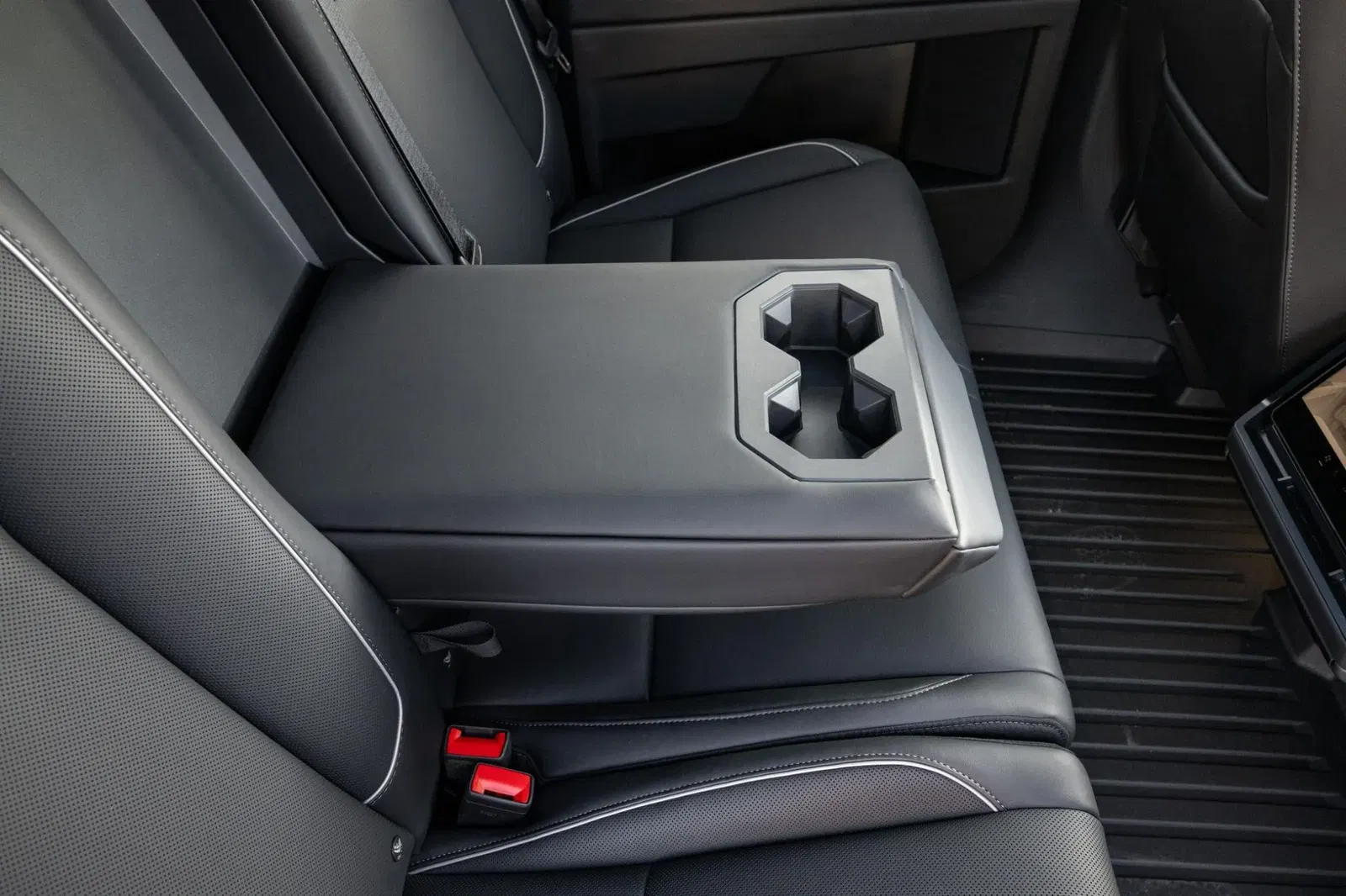 2024 Tesla Cybertruck AWD Foundation Series