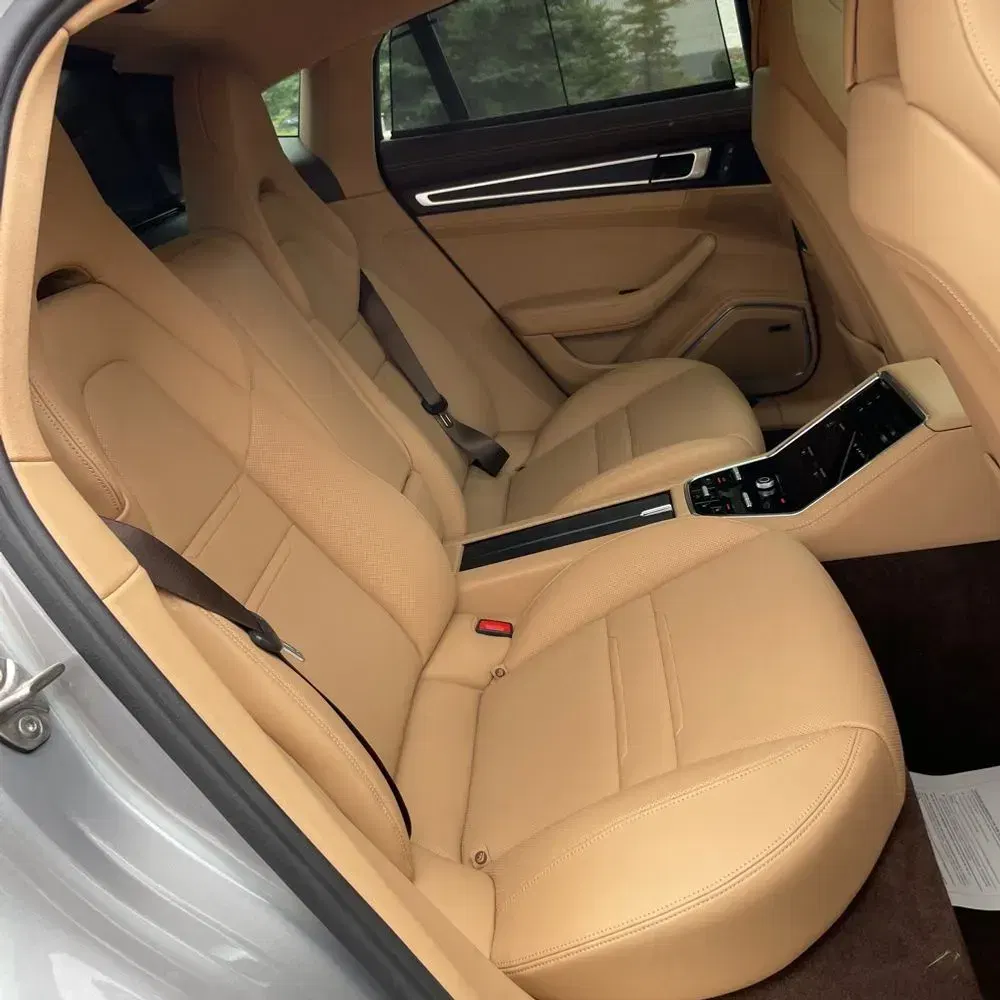 2022 Porsche Panamera Platinum Edition
