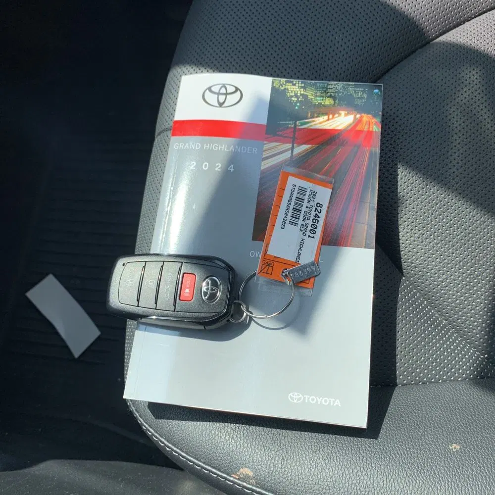 2024 Toyota Grand Highlander Platinum
