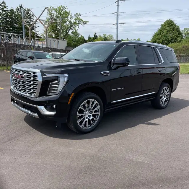 2025 GMC Yukon Denali