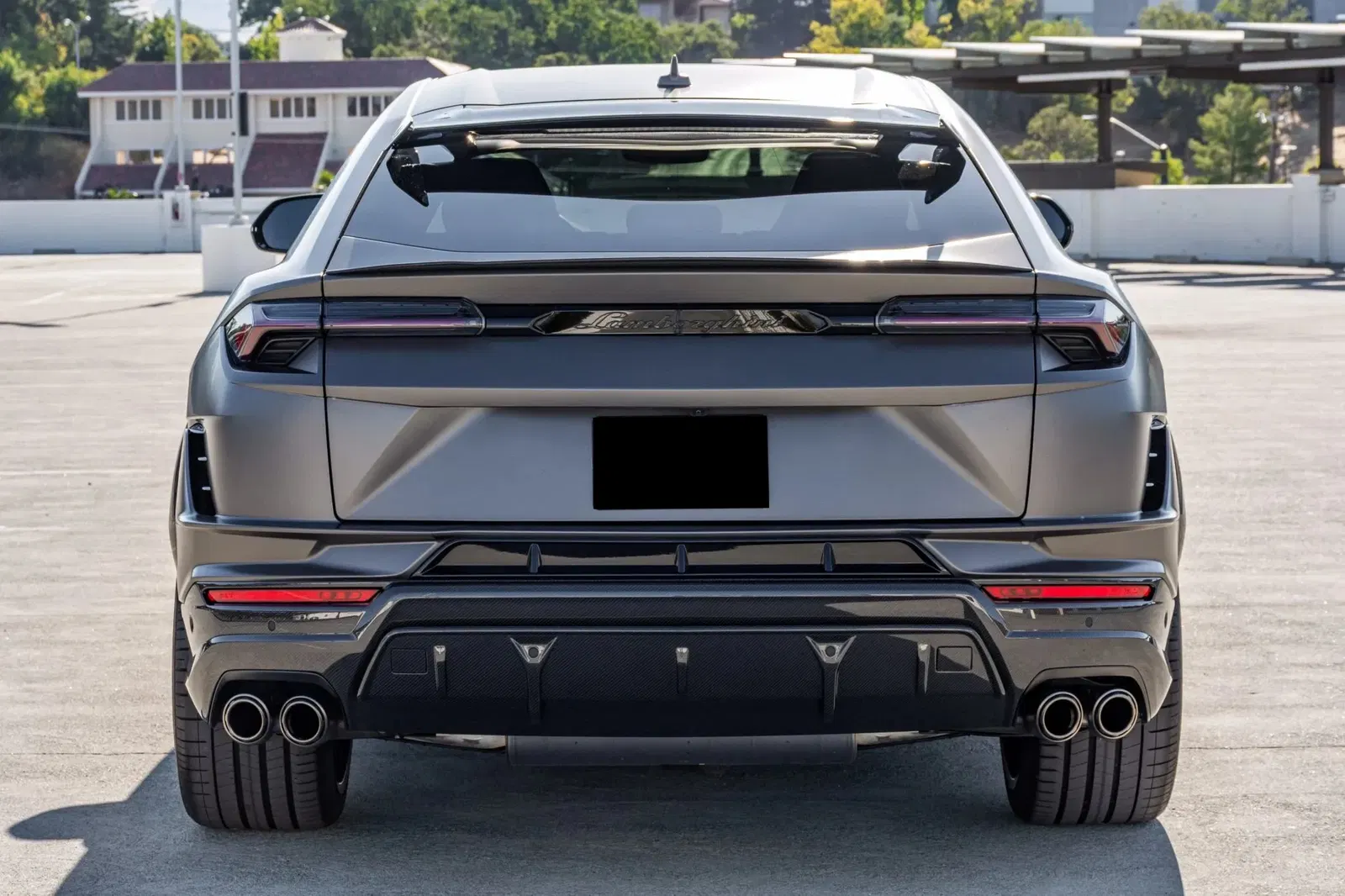 2023 Lamborghini Urus Performante