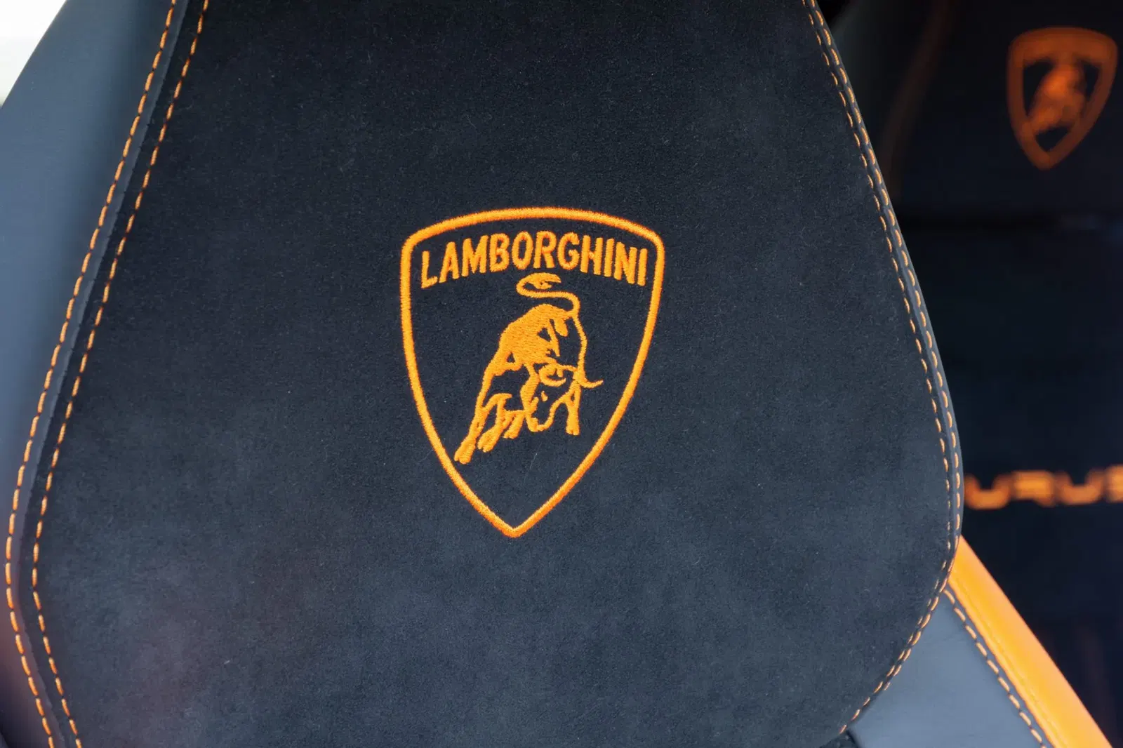 2023 Lamborghini Urus Performante