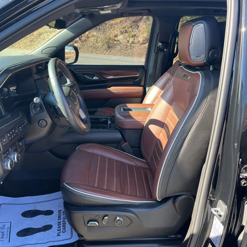 2023 GMC Yukon XL Denali Ultimate