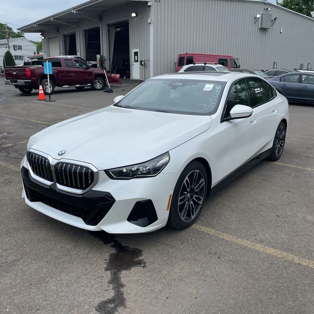 2025 BMW 5-Series 540i xDrive