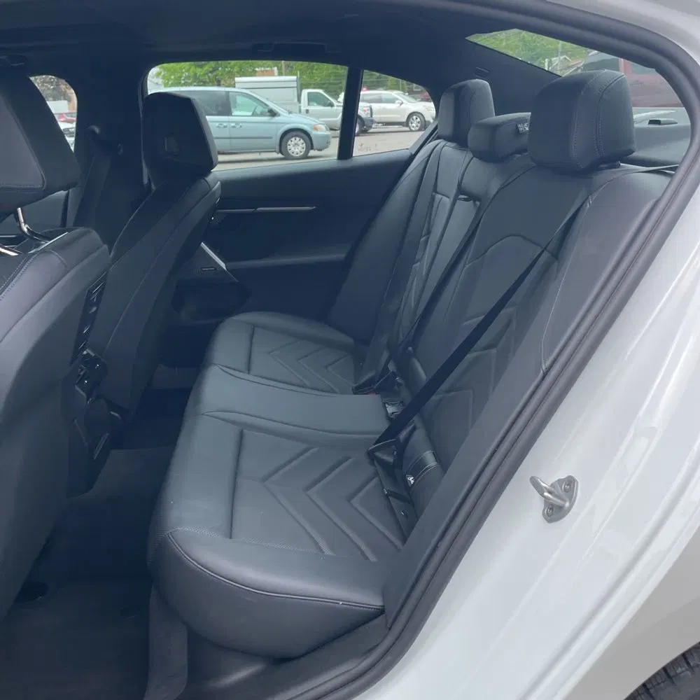 2025 BMW 5-Series 540i xDrive