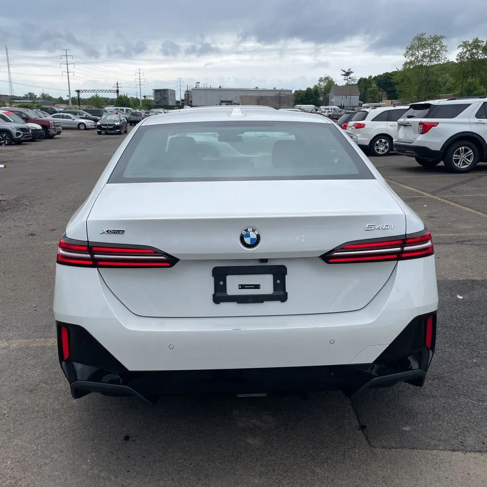 2025 BMW 5-Series 540i xDrive