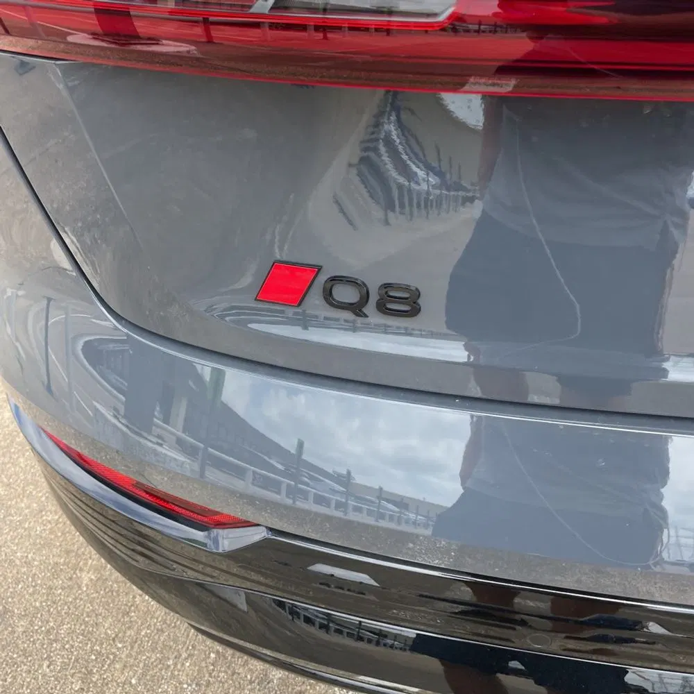 2024 Audi Q8 e-tron S-Line Pres