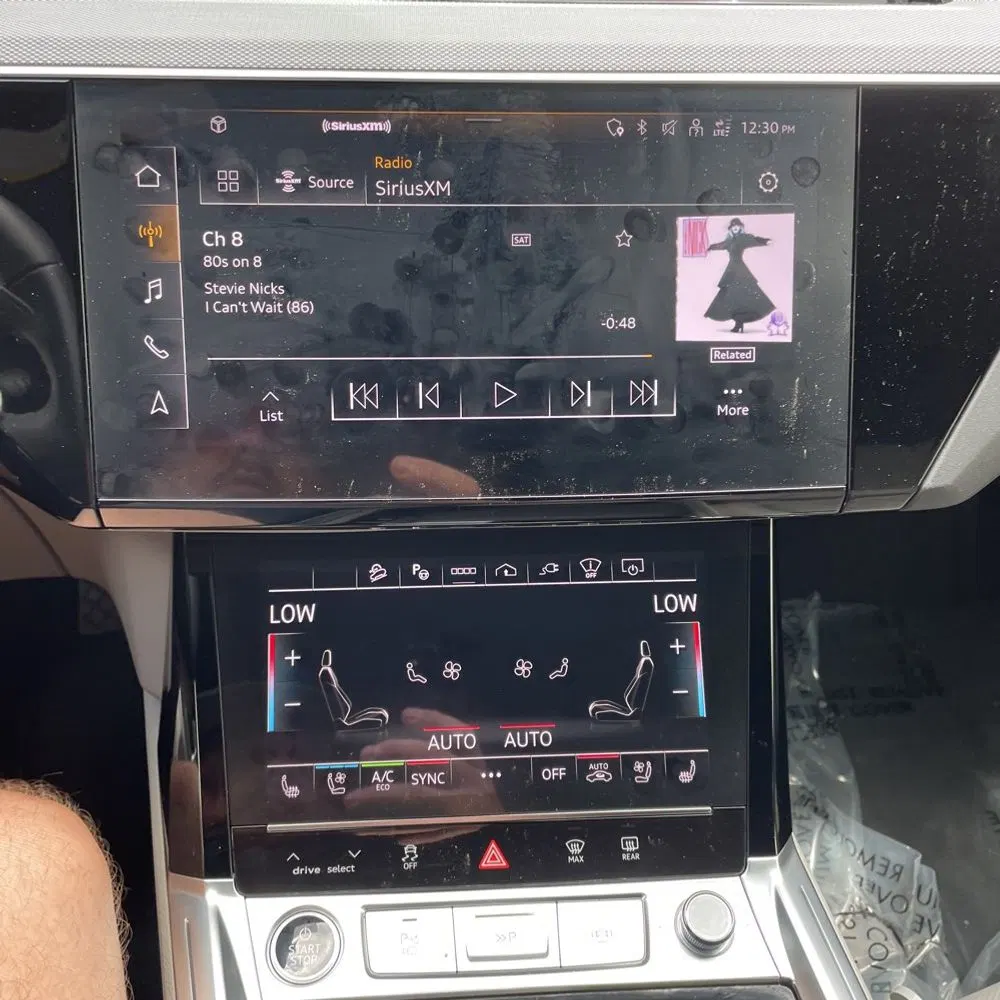 2024 Audi Q8 e-tron S-Line Pres