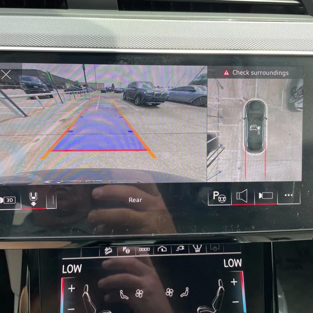 2024 Audi Q8 e-tron S-Line Pres