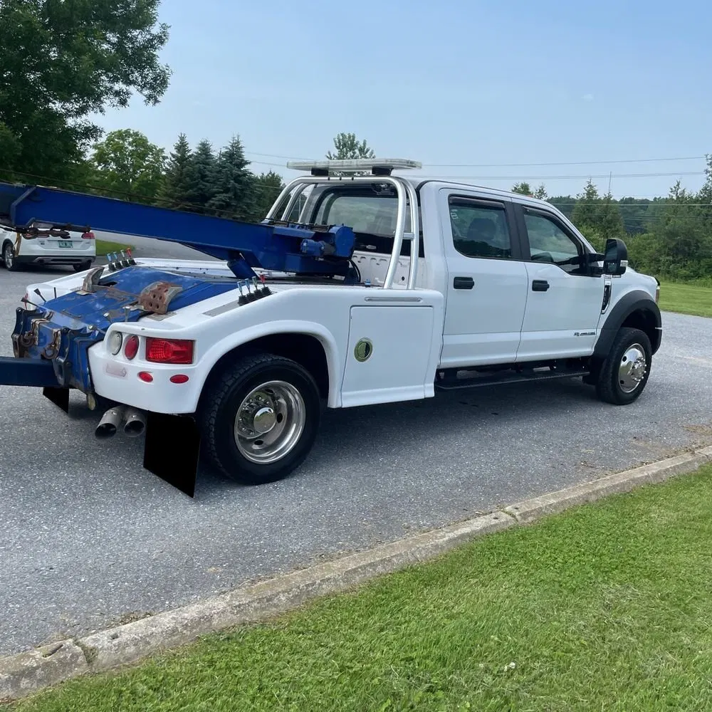 2017 Ford Commercial Conv Crew Cab 4X4 (CA60-84)