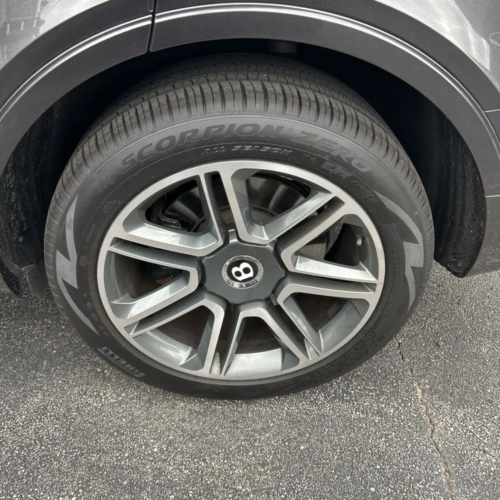 2018 Bentley Bentayga Base