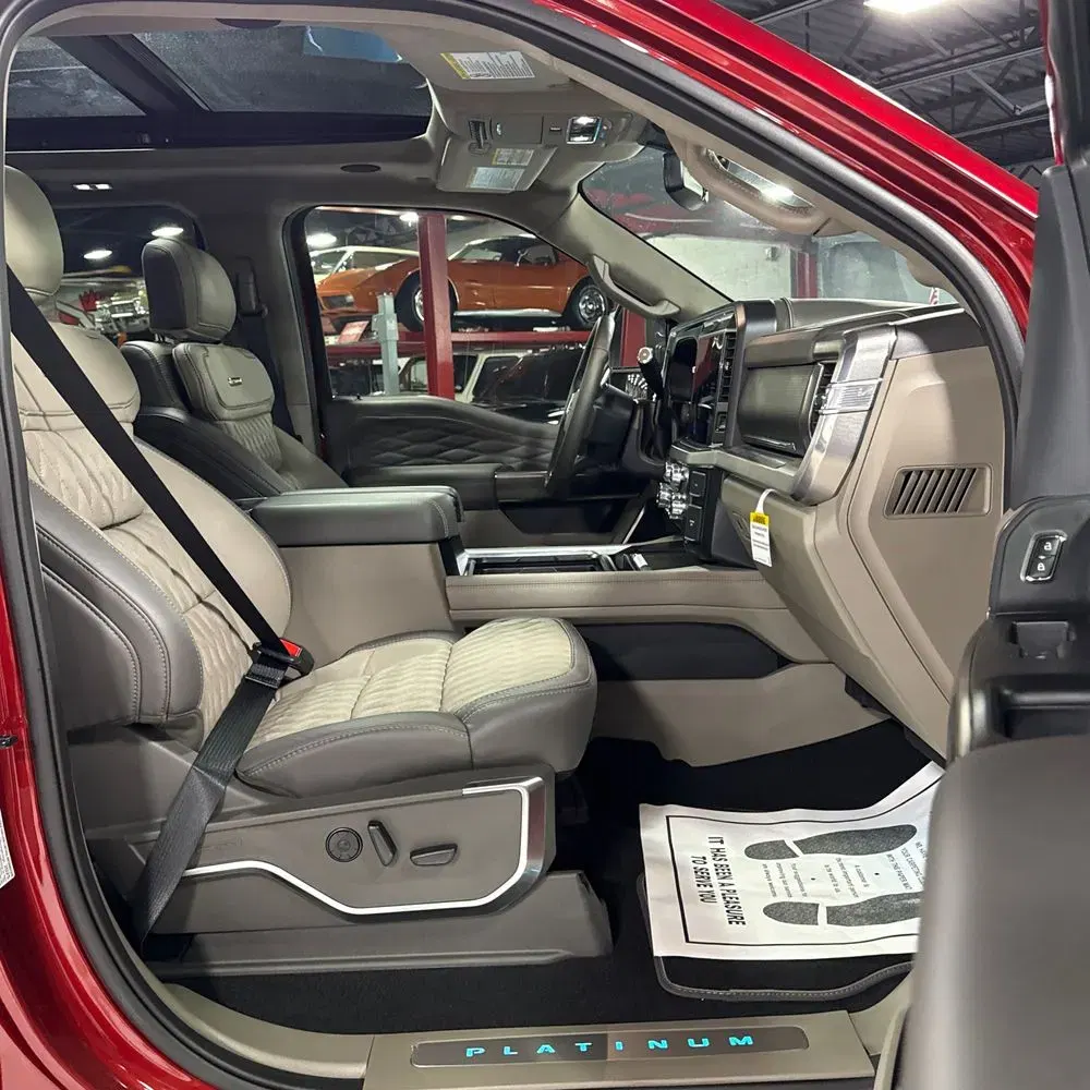 2025 Ford F-350 Super Duty Platinum