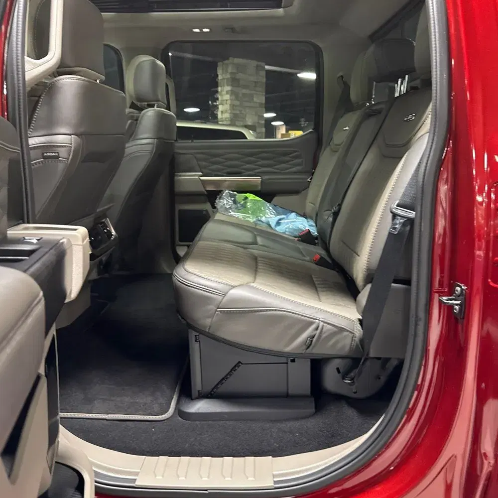 2025 Ford F-350 Super Duty Platinum