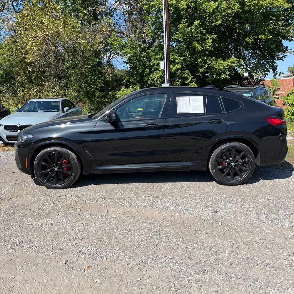 2023 BMW X4 M40i