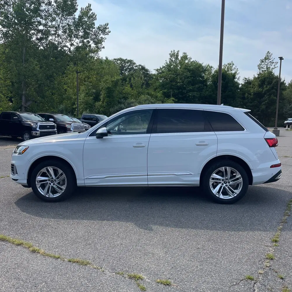 2024 Audi Q7 Premium Plus 55