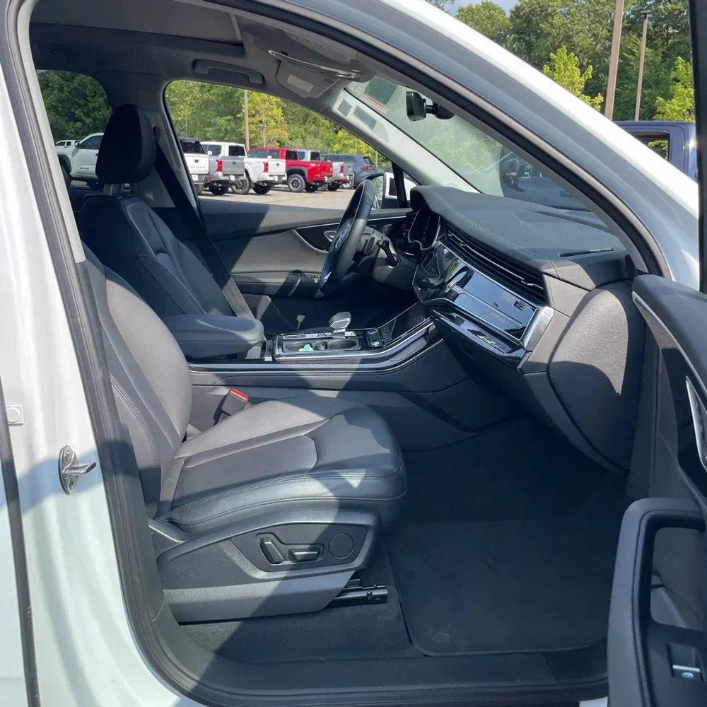 2024 Audi Q7 Premium Plus 55