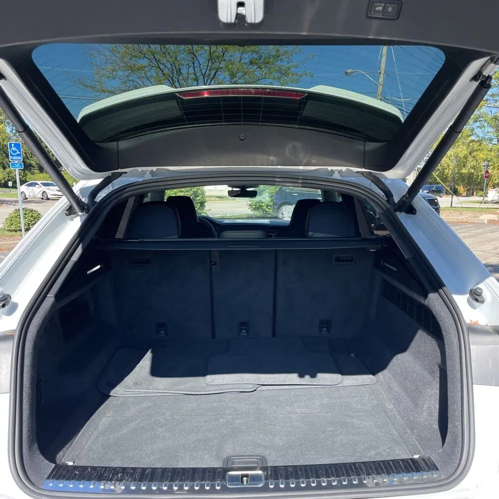 2024 Audi RS Q8 Base