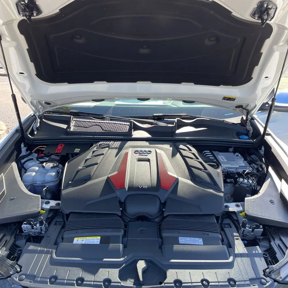2024 Audi RS Q8 Base