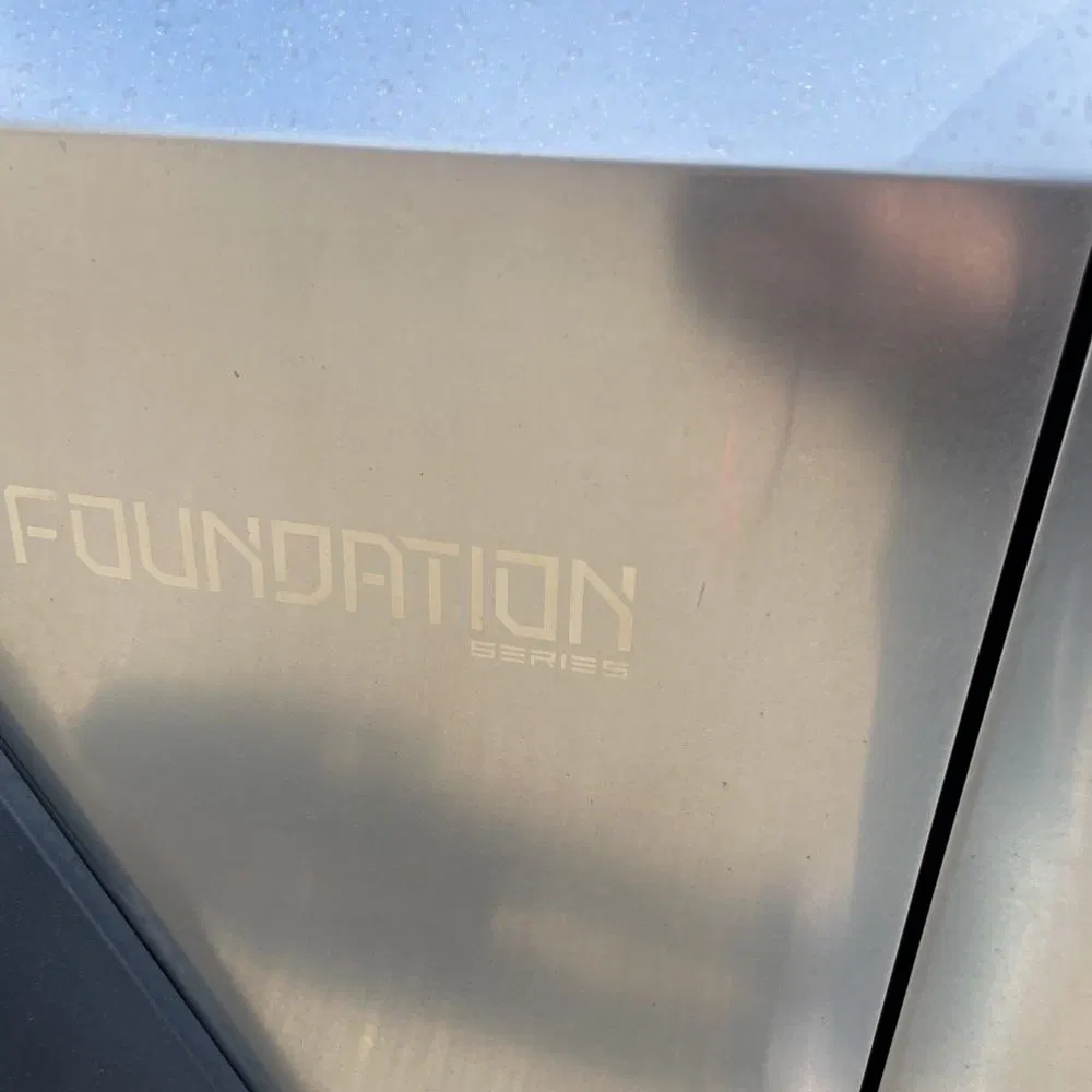2024 Tesla Cybertruck Base