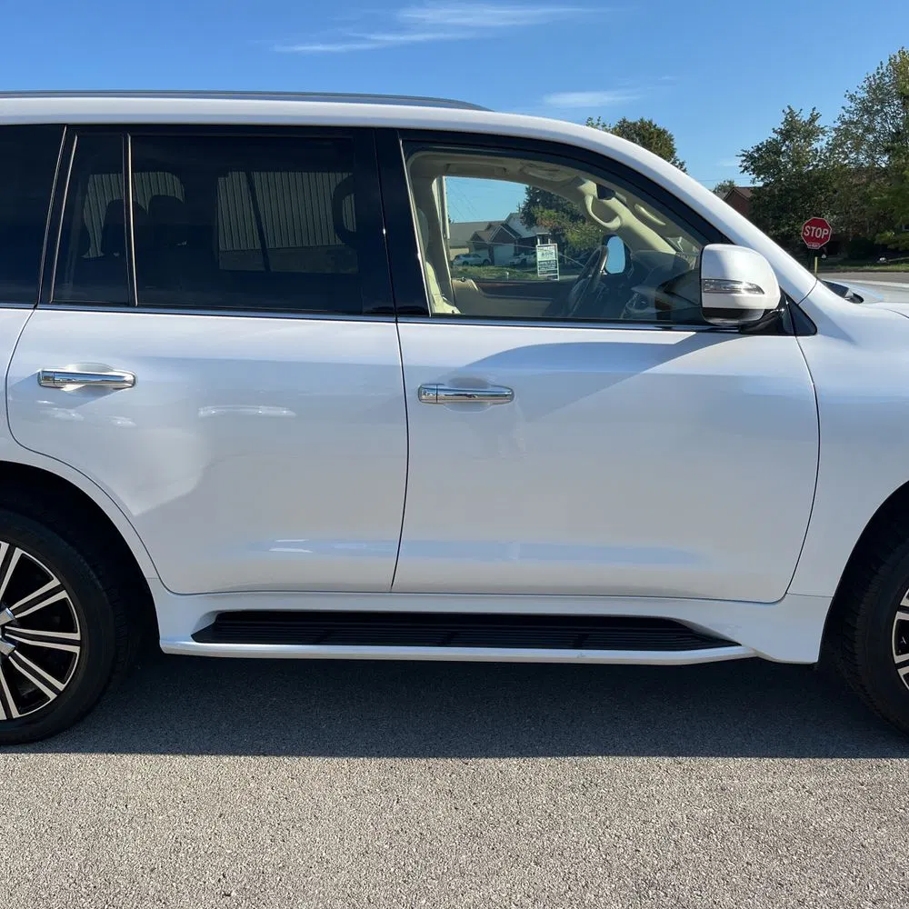 2021 Lexus LX 570 Three-Row