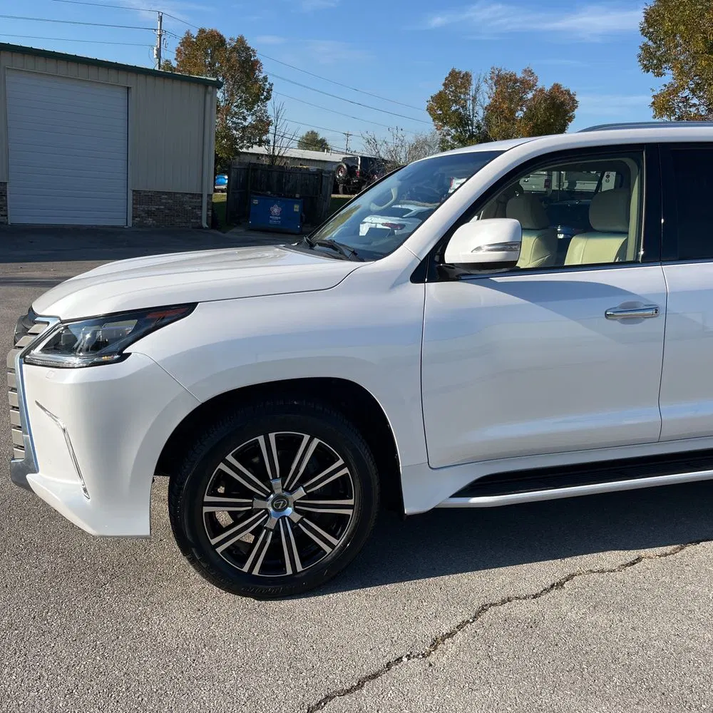 2021 Lexus LX 570 Three-Row