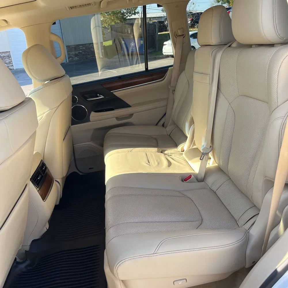2021 Lexus LX 570 Three-Row