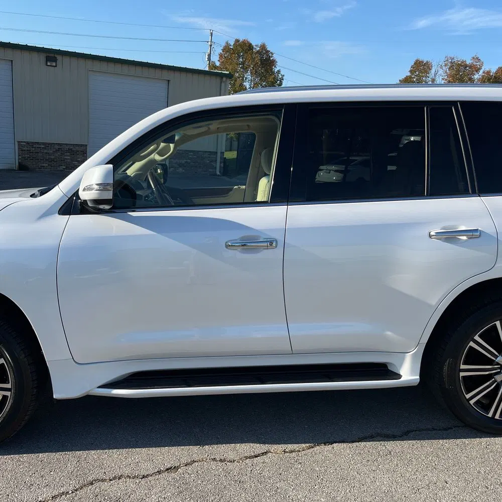 2021 Lexus LX 570 Three-Row