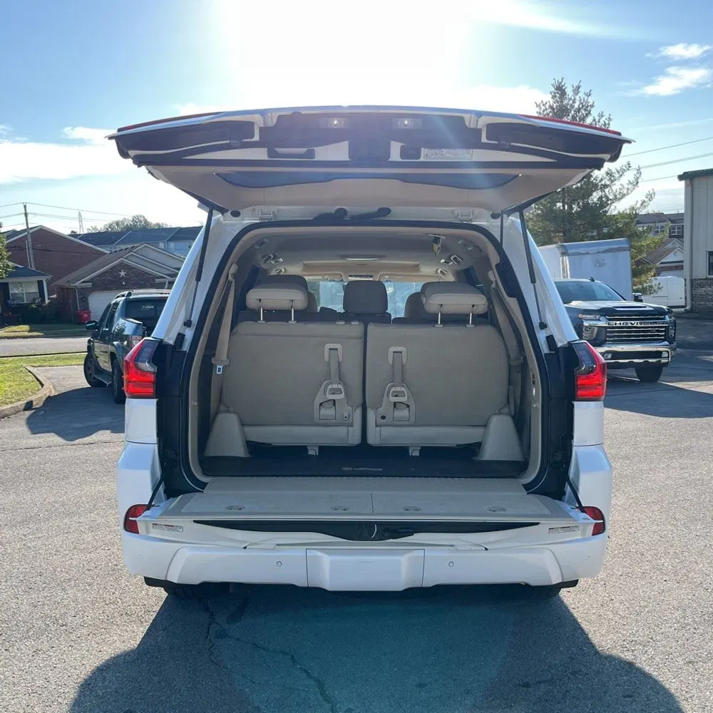 2021 Lexus LX 570 Three-Row