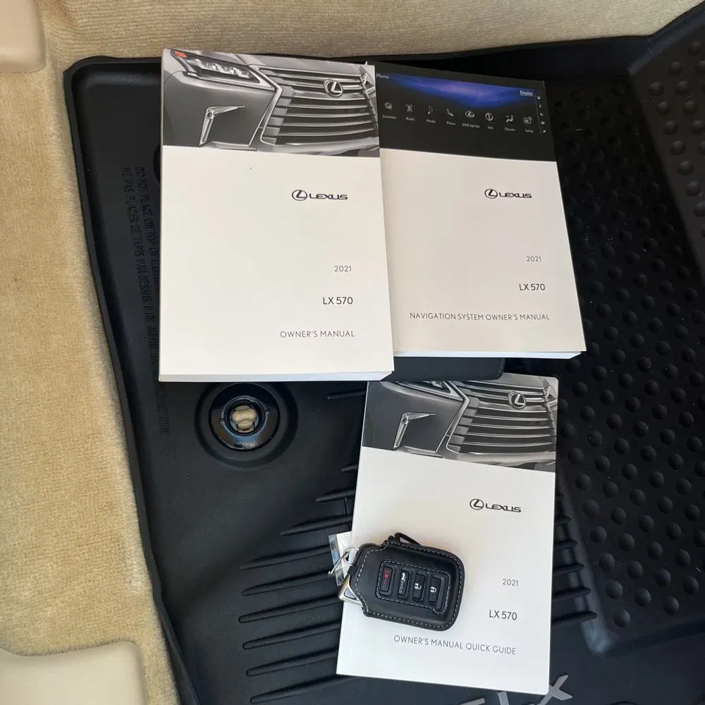 2021 Lexus LX 570 Three-Row