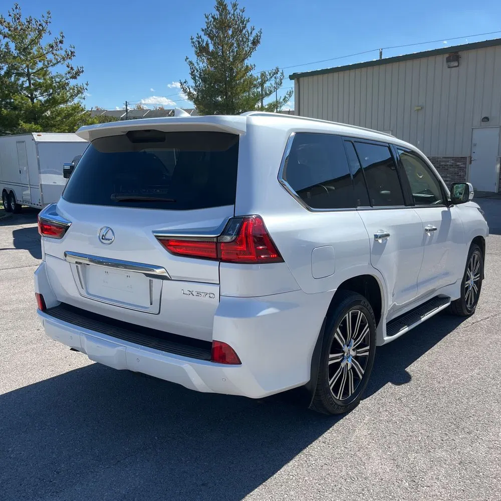2021 Lexus LX 570 Three-Row