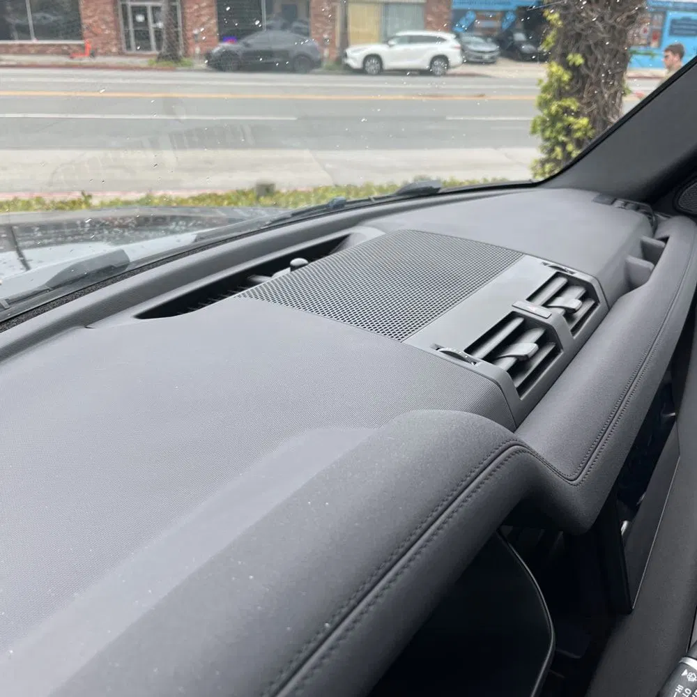 2023 Land Rover Defender 90 X-Dynamic SE