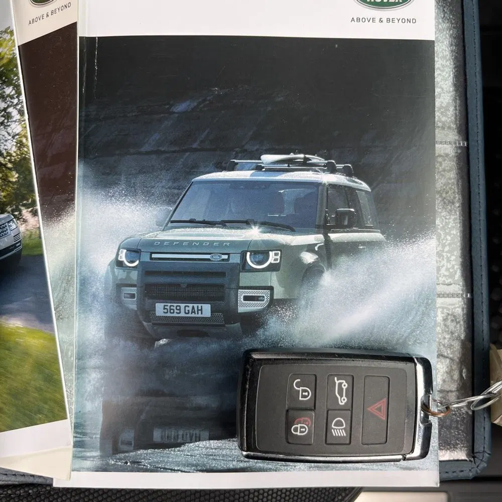 2023 Land Rover Defender 90 X-Dynamic SE