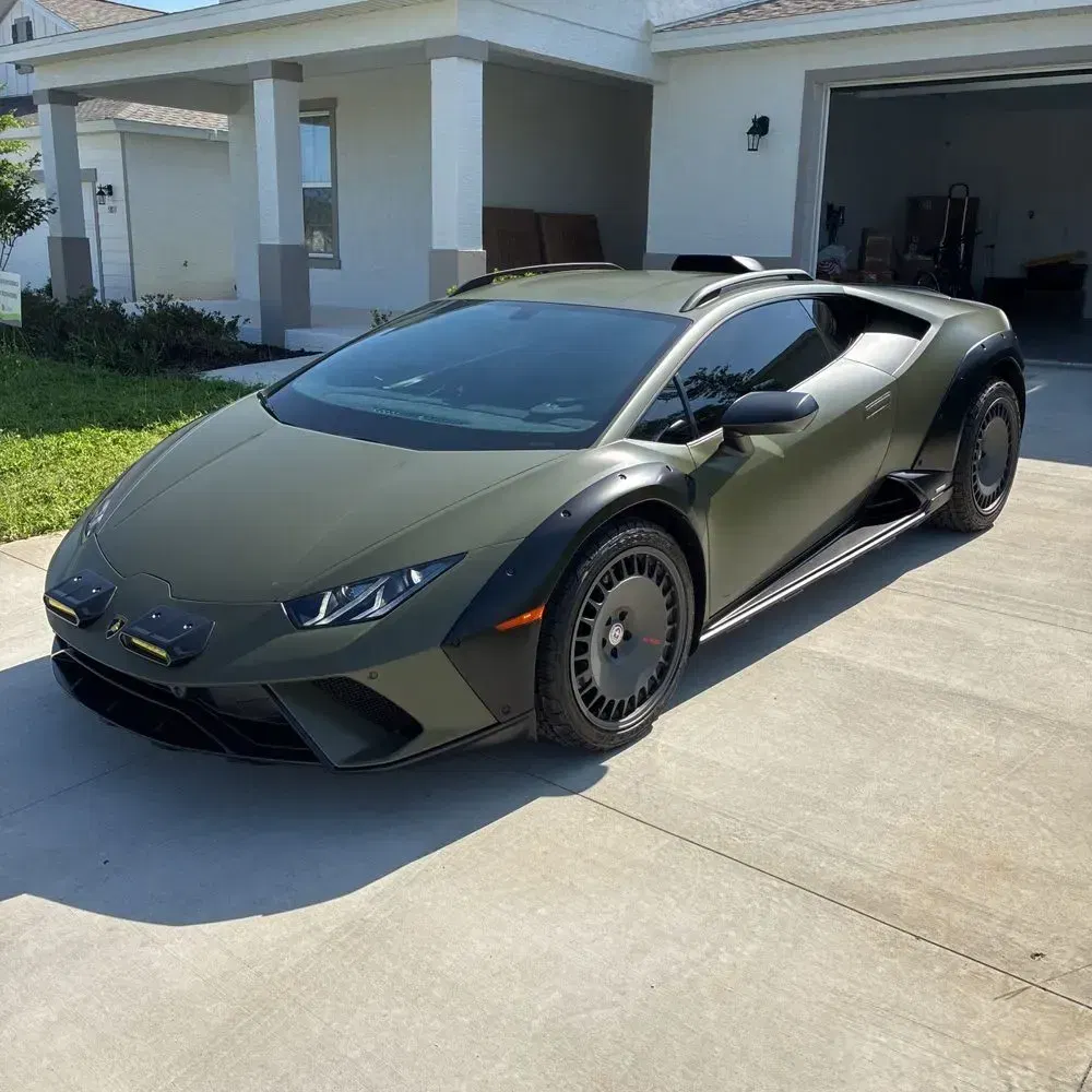 2024 Lamborghini Huracan Sterrato