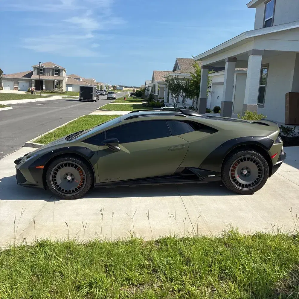 2024 Lamborghini Huracan Sterrato