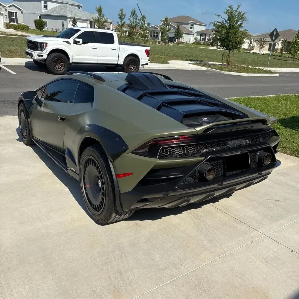 2024 Lamborghini Huracan Sterrato