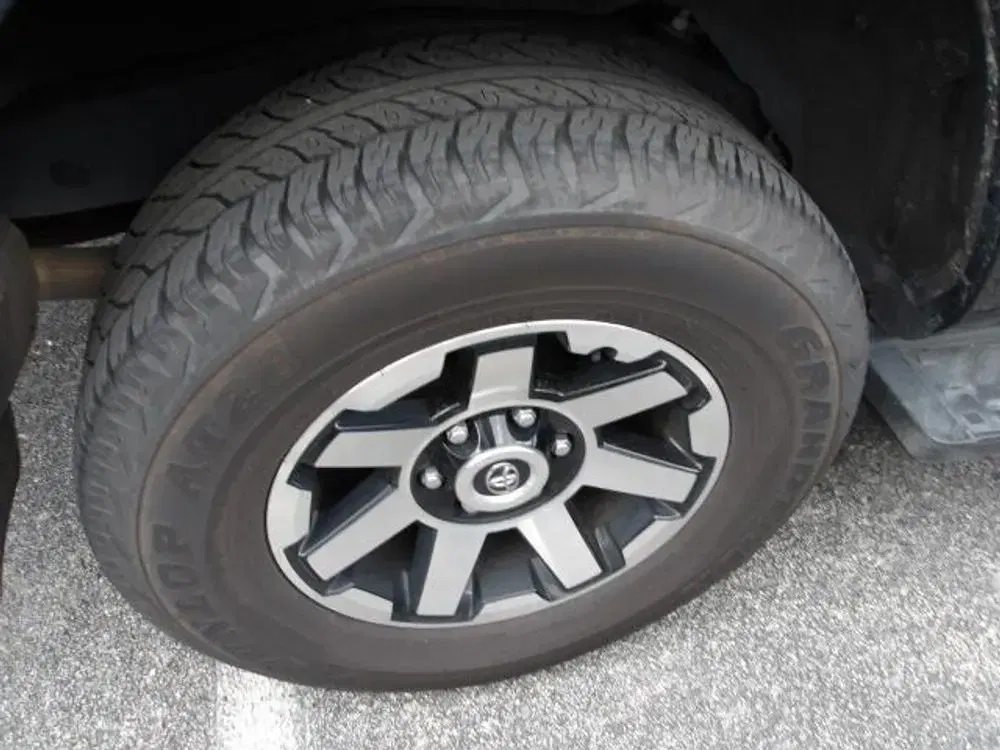 2024 Toyota 4Runner TRD Off Road