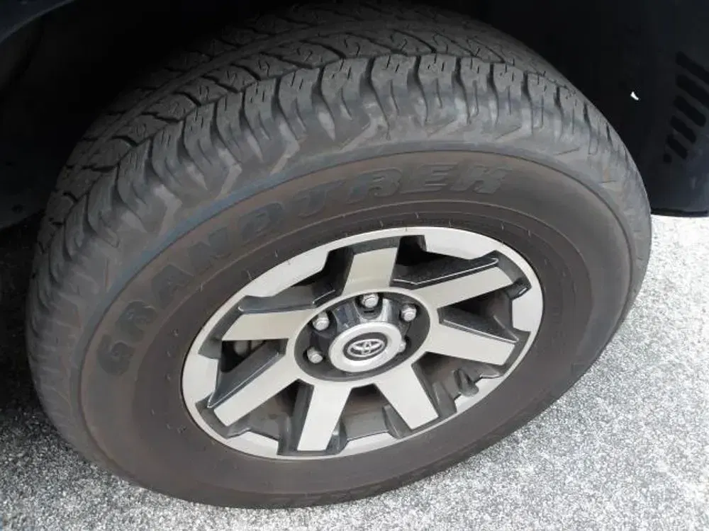 2024 Toyota 4Runner TRD Off Road