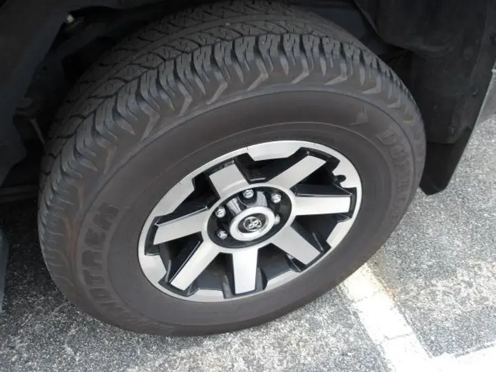 2024 Toyota 4Runner TRD Off Road