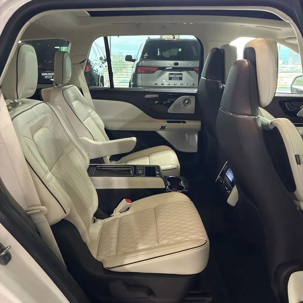 2024 Lincoln Aviator Black Label