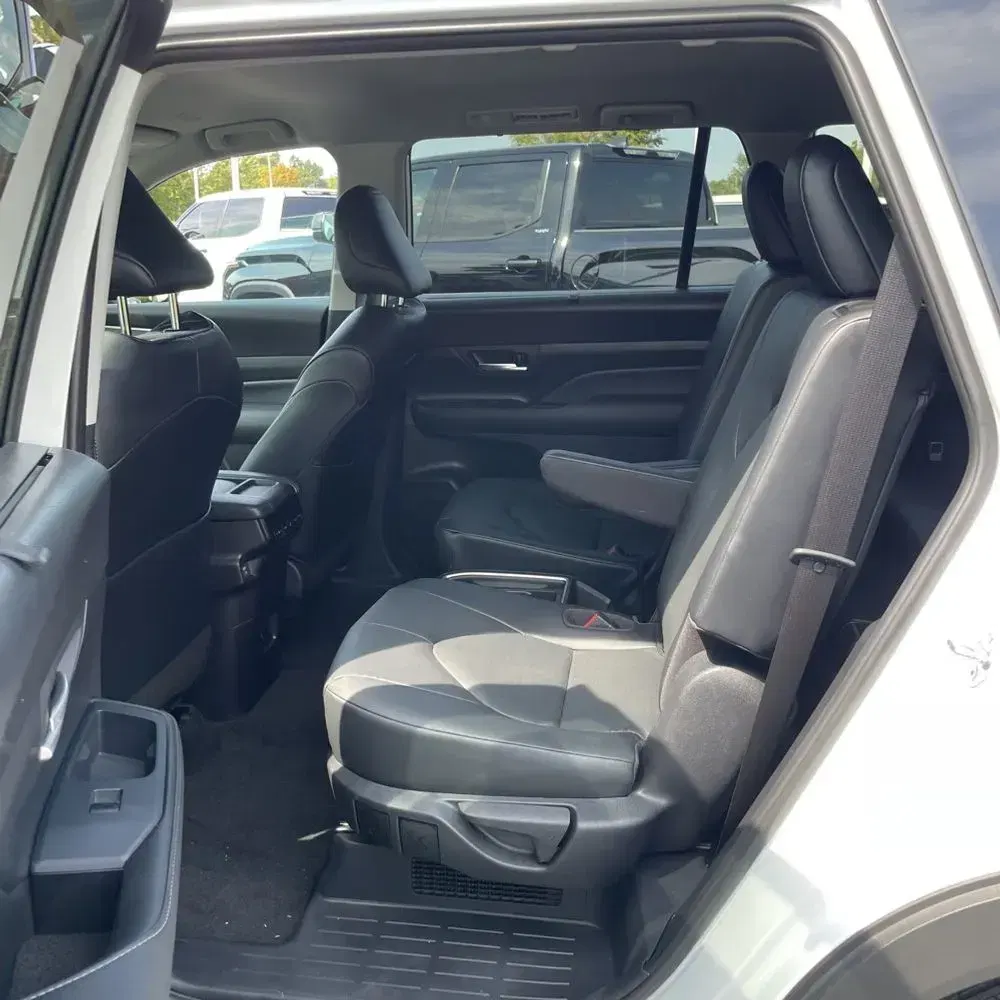 2025 Toyota Grand Highlander Hybrid XLE