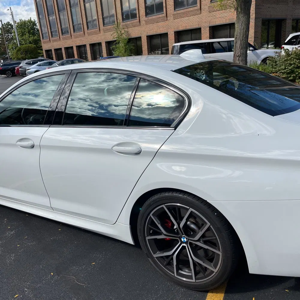 2023 BMW 5-Series M550xi