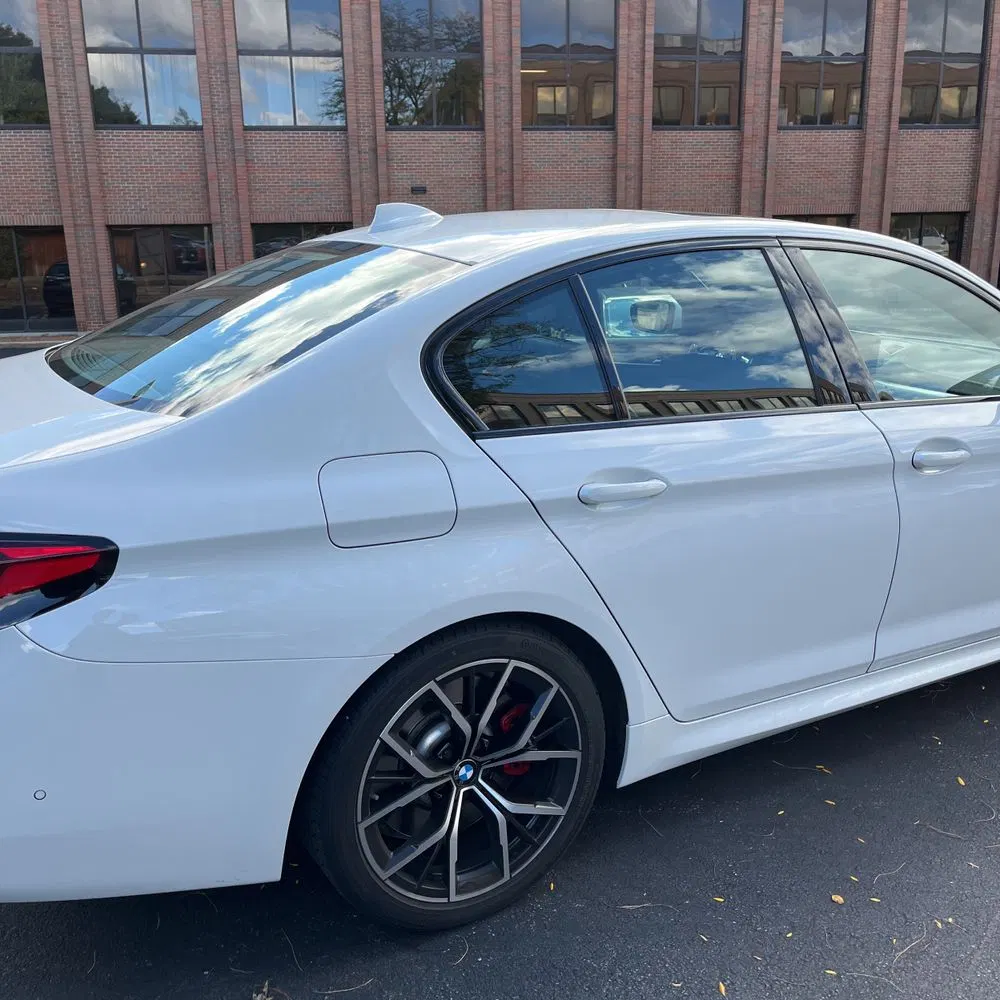 2023 BMW 5-Series M550xi