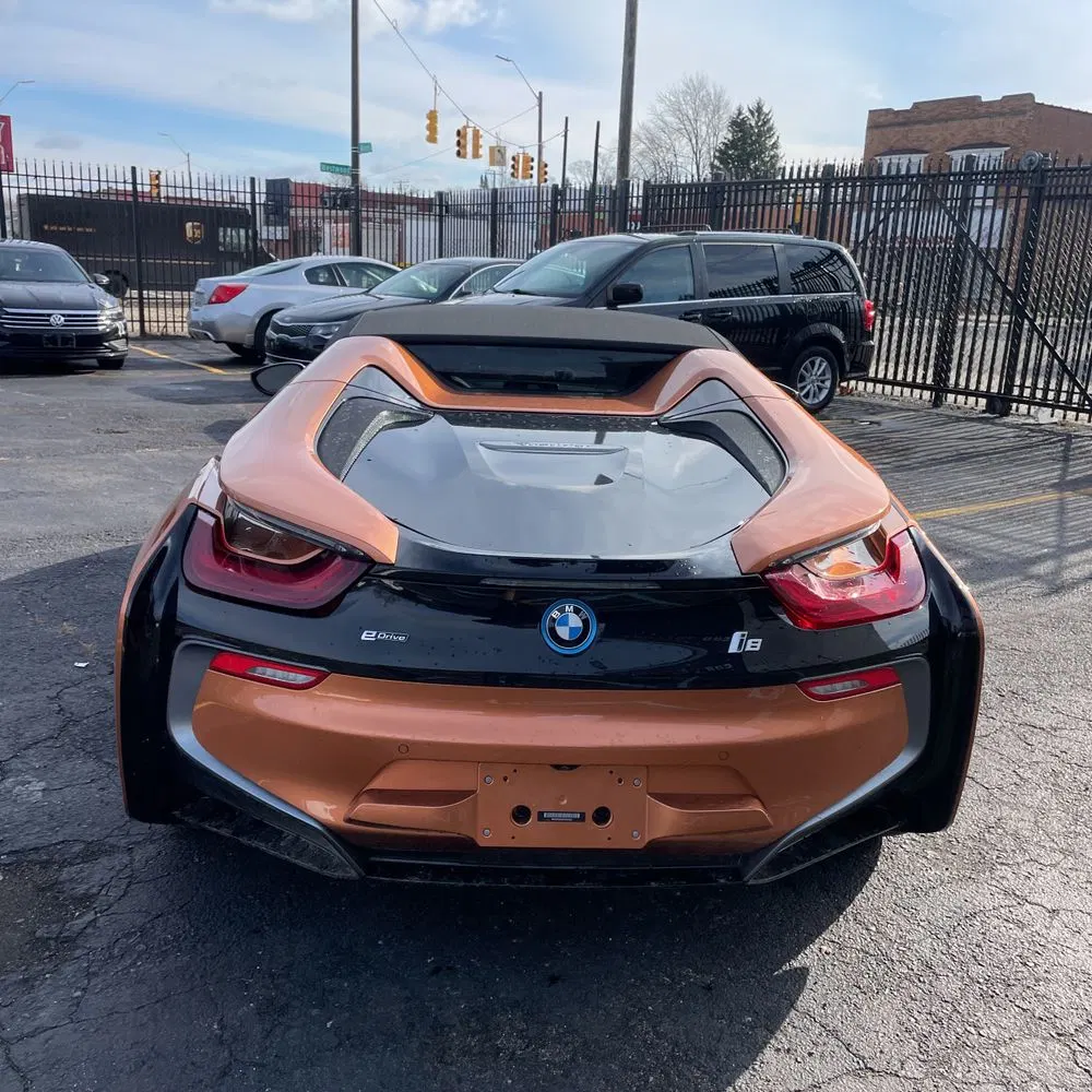 2019 BMW i8