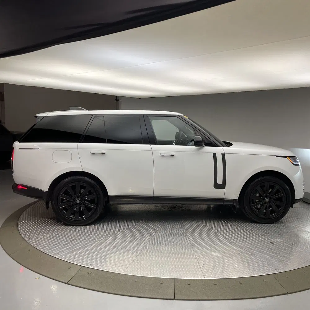 2023 Land Rover Range Rover P400 SE