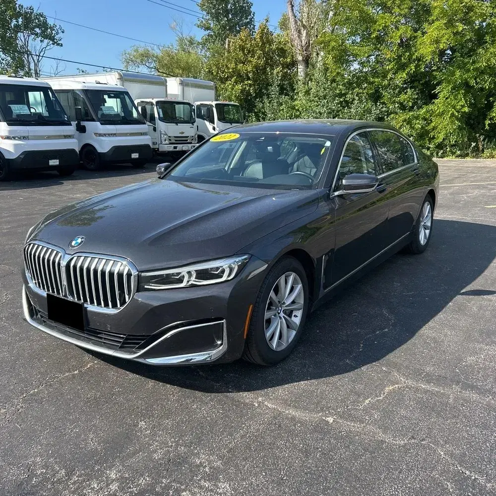 2022 BMW 7-Series 740i