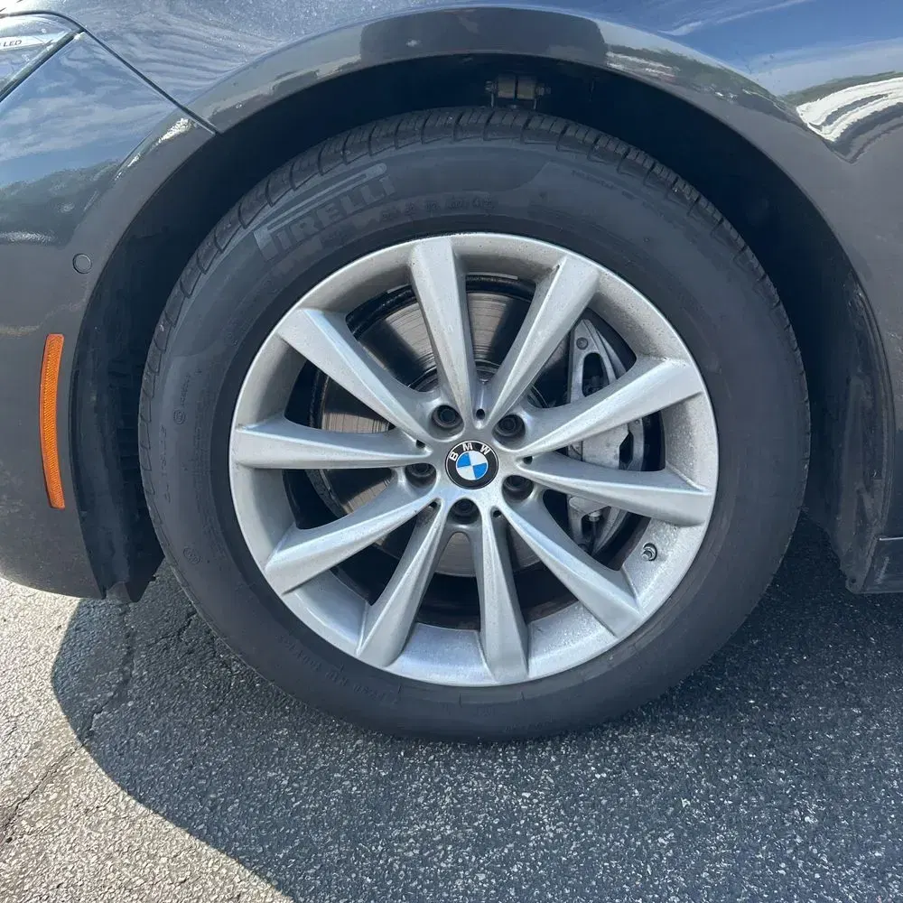 2022 BMW 7-Series 740i