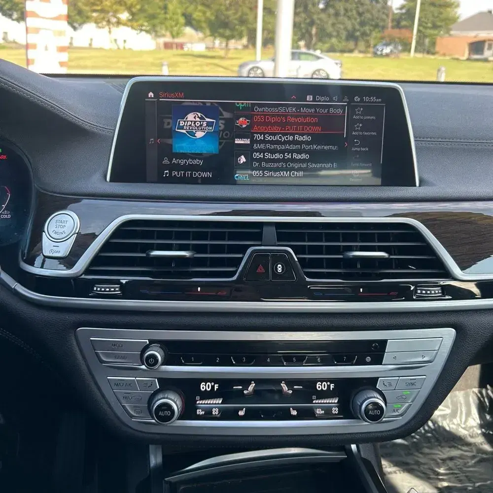 2022 BMW 7-Series 740i
